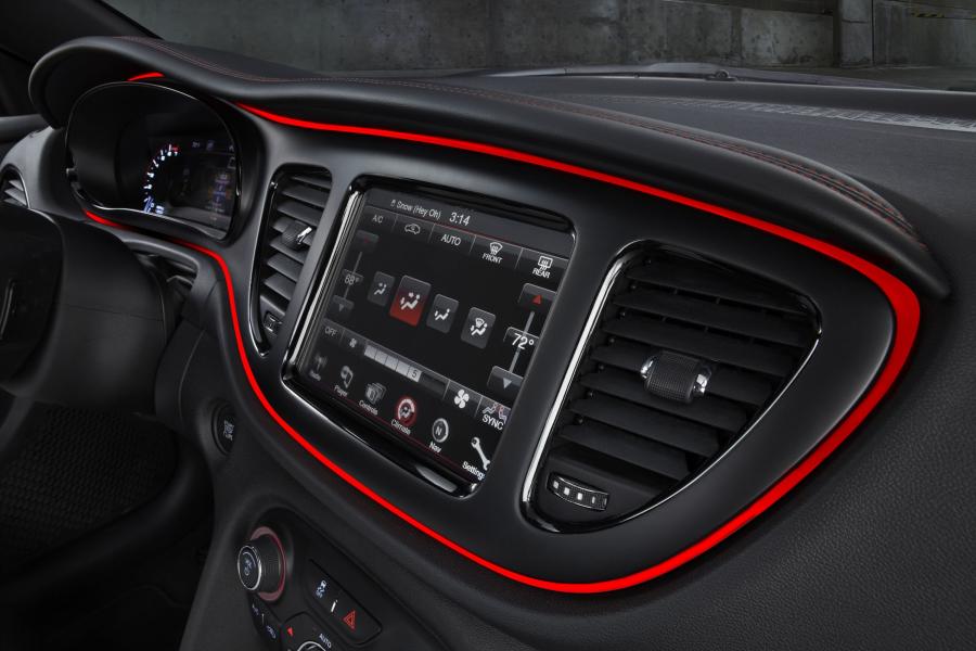  Dodge Dart 2012 года  (фото 16 из 145)